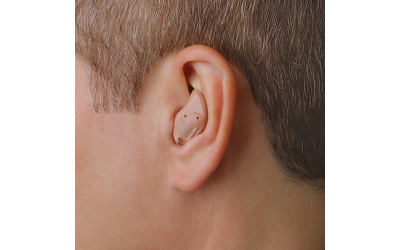 El audífono intrauricular