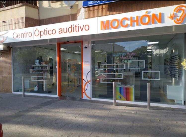 Audífonos en Granada, Óptica y Centro Auditívo Mochón (Ogíjares)