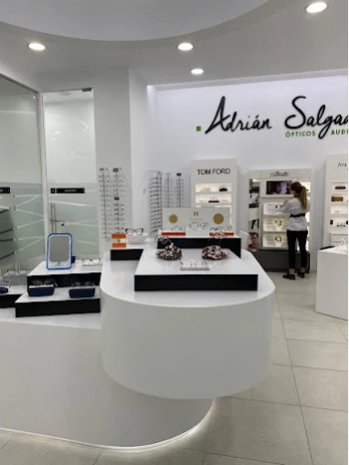 Audífonos en A CORUÑA, Adrián Salgado Fernández Audífonos en A CORUÑA, Adrián Salgado Fernández