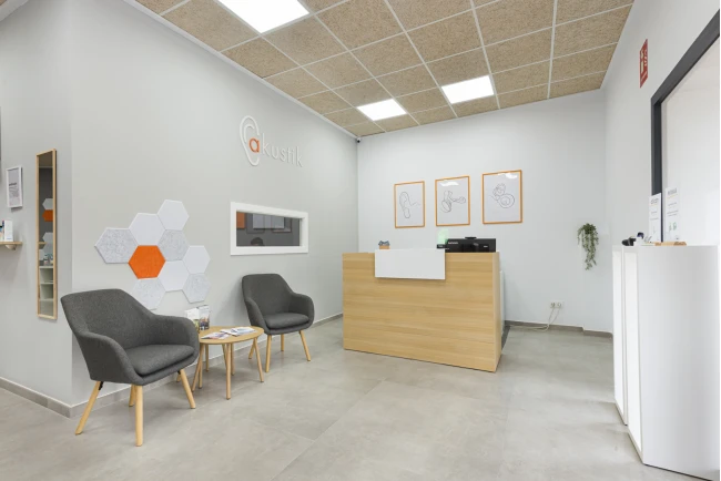 Aud�fonos en ALICANTE, Akustik Centro Audit�vo Javea