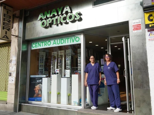 Anaya Ópticos Guía del Audífono