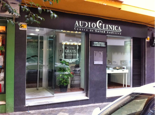 Aud�fonos en GRANADA, Audiocl�nica