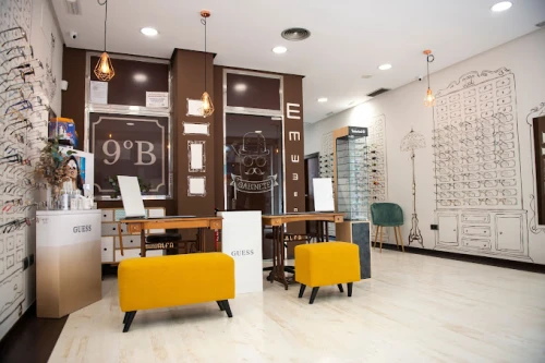 Belen Opticos Guía del Audífono