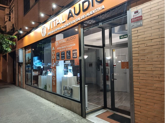 Audífonos en SEVILLA, Centro Auditivo Vital Audio Audífonos en SEVILLA, Centro Auditivo Vital Audio