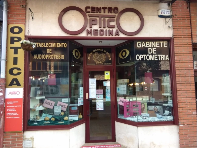 Audífonos en BURGOS, Centro Óptico Medina Audífonos en BURGOS, Centro Óptico Medina