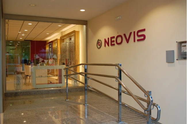 Audífonos en BADAJOZ, Centro Óptico Neovis Audífonos en BADAJOZ, Centro Óptico Neovis