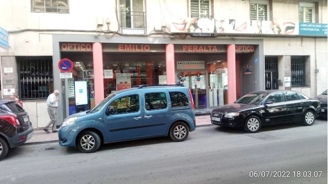 Audífonos en ALICANTE, Centro Óptico Peralta Audífonos en ALICANTE, Centro Óptico Peralta