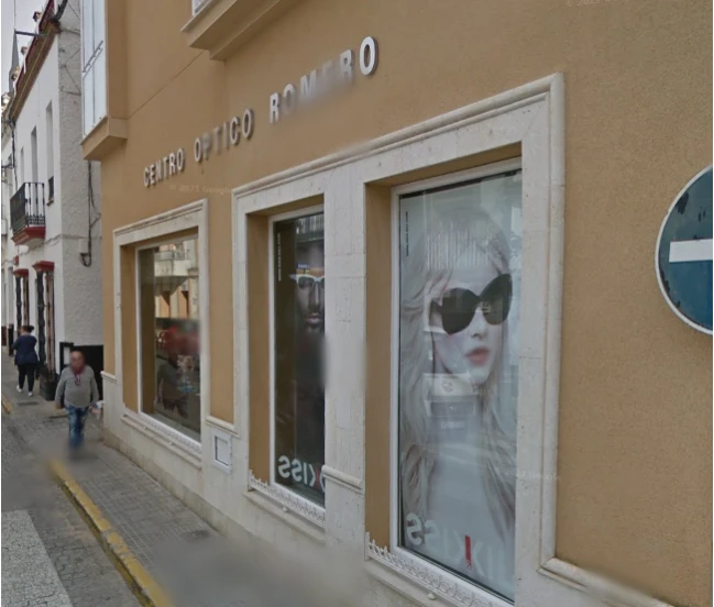 Audífonos en HUELVA, Centro Óptico Romero Audífonos en HUELVA, Centro Óptico Romero
