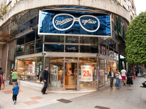 Divaro S.A. (Navarro Ópticos) Guía del Audífono