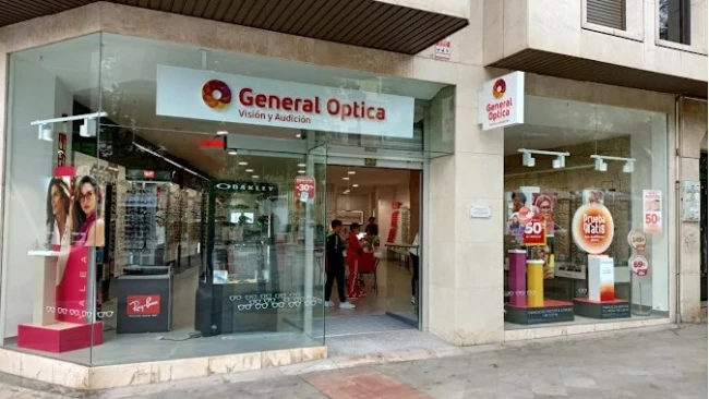 Audífonos en GRANADA, General Óptica Acera Del Darro Audífonos en GRANADA, General Óptica Acera Del Darro