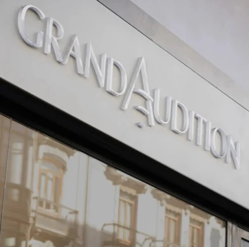 GrandAudition Granada Guía del Audífono