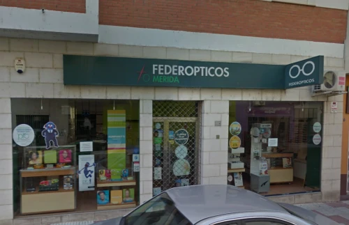 Grupo Óptico C.B. Guía del Audífono