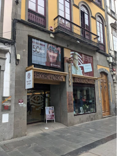 Aud�fonos en GRAN CANARIA, Herrera Cerpa