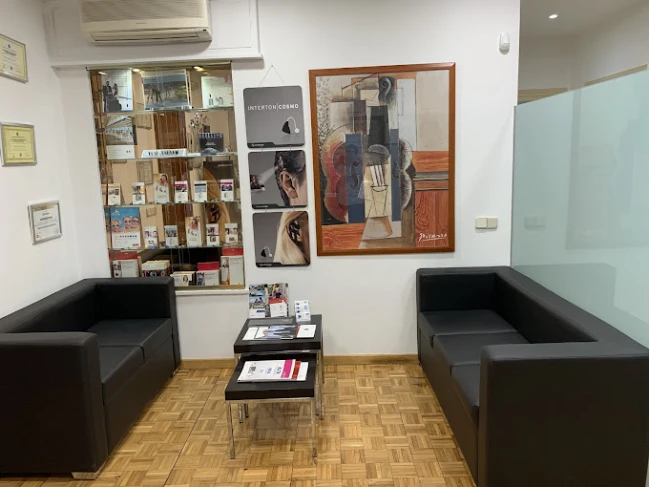 Audífonos en MADRID, Intratest S. L. Reparación y Venta de Audífonos Audífonos en MADRID, Intratest S. L. Reparación y Venta de Audífonos