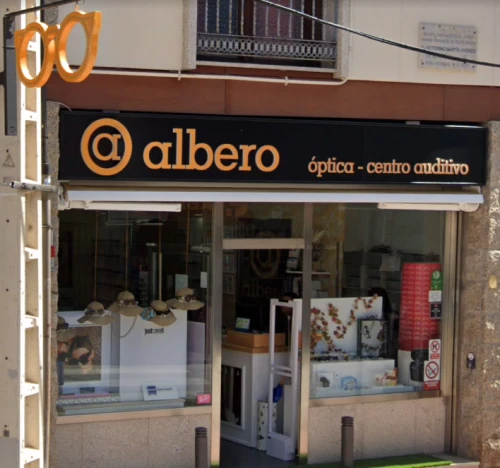 Isonial Óptica Guía del Audífono