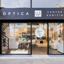 Audífonos en BARCELONA, Llevot Centres Òptics i Auditius Audífonos en BARCELONA, Llevot Centres Òptics i Auditius