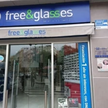 Audífonos en VALENCIA, Optica Freeglasses Pintor Benedito Audífonos en VALENCIA, Optica Freeglasses Pintor Benedito