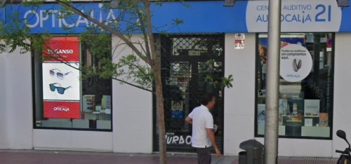 Opticalia 21 Santa Engracia Guía del Audífono