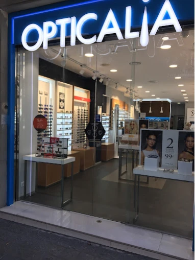 Aud�fonos en BARCELONA, Opticalia Aribau 254