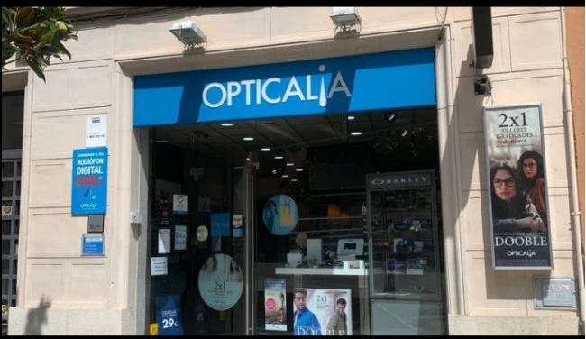Audífonos en BARCELONA, Opticalia Centre Visió Grup Sant Sadurni D \ Audífonos en BARCELONA, Opticalia Centre Visió Grup Sant Sadurni D \