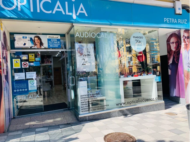Audífonos en CUENCA, Opticalia Petra Audífonos en CUENCA, Opticalia Petra