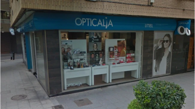 Aud�fonos en VALENCIA, Opticalia Utiel