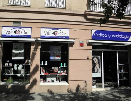 Ver Oír Óptica y Audiología Guía del Audífono