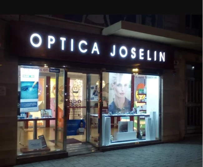 Audífonos en ALBACETE, Óptica Crisol Joselin, S.L. Audífonos en ALBACETE, Óptica Crisol Joselin, S.L.