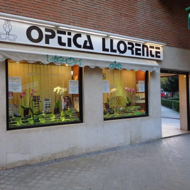 Audífonos en MADRID, Óptica Llorente Audífonos en MADRID, Óptica Llorente
