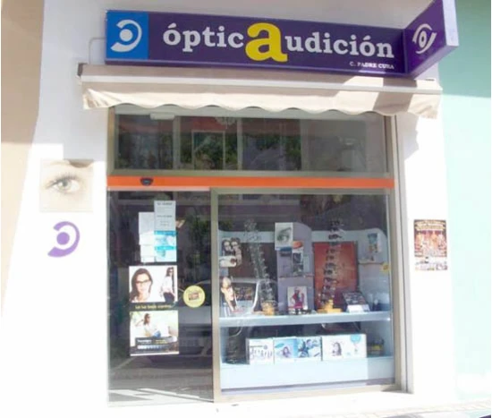 Audífonos en MALAGA, Óptica y Audición Padre Cura Audífonos en MALAGA, Óptica y Audición Padre Cura