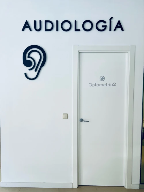Óptica y Audiología Clínica Guía del Audífono