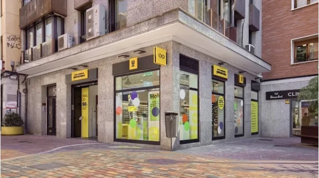 Audífonos en MADRID, Óptica y Audiología Universitaria / Alcobendas Audífonos en MADRID, Óptica y Audiología Universitaria / Alcobendas