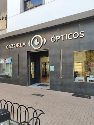 Aud�fonos en JA�N, �ptica Cazorla
