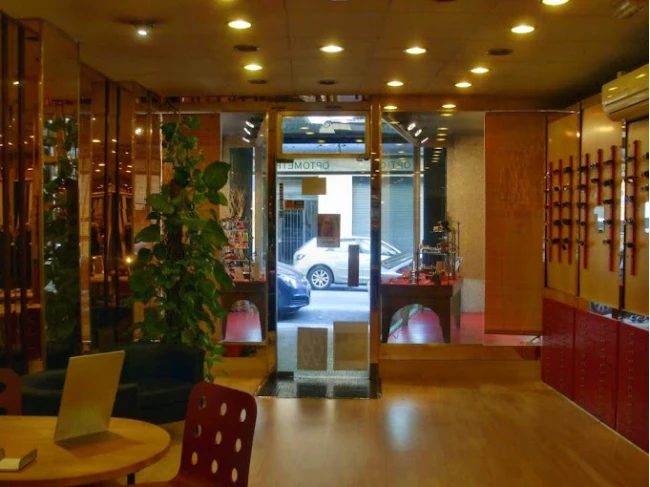 Aud�fonos en BARCELONA, �ptica Font