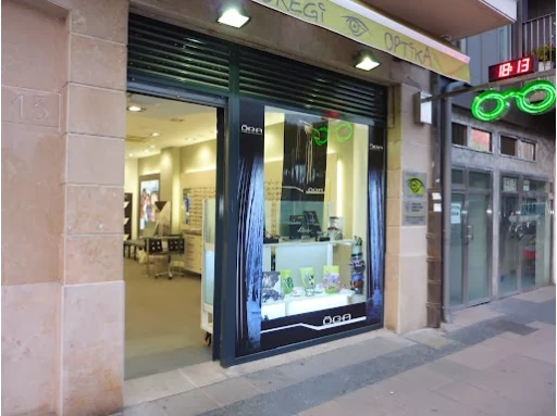 Aud�fonos en GIPUZKOA, �ptica J�uregui