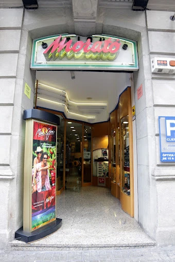 Aud�fonos en BARCELONA, �ptica Morat�