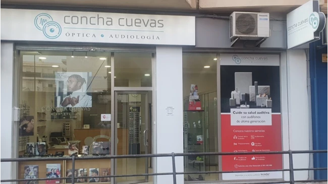 Aud�fonos en VALENCIA, �ptica y Audiolog�a Concha Cuevas