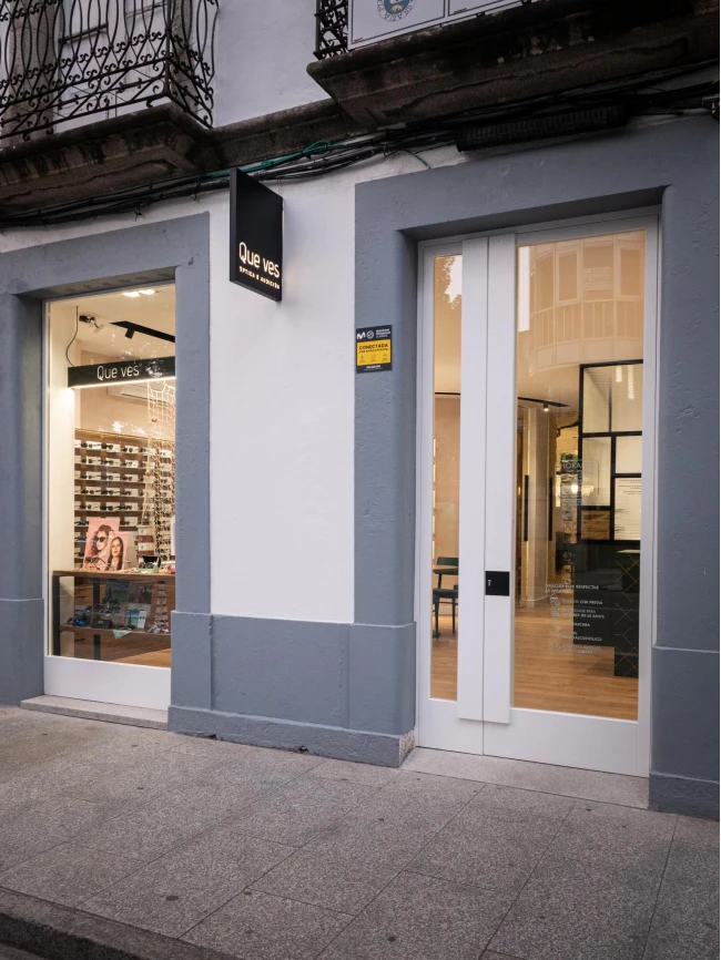 Aud�fonos en LUGO, �ptica y Centro Auditivo Que Ves