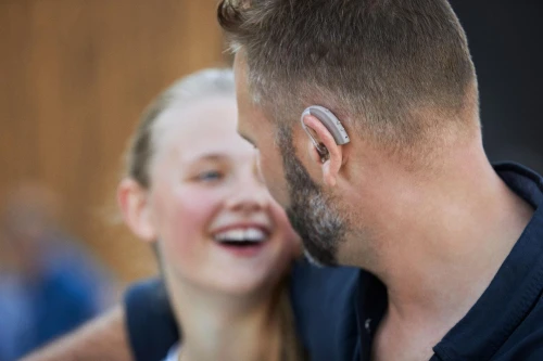 Audífonos por detrás de la oreja BTE Audífonos por detrás de la oreja BTE